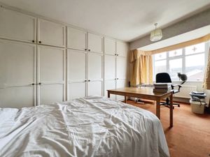 Bedroom- click for photo gallery